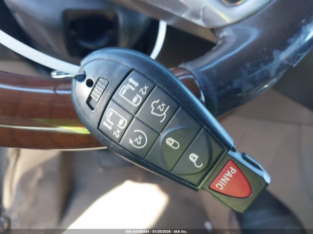 Продаж на аукціоні авто 2013 Chrysler Town & Country Limited, vin: 2C4RC1GG3DR802027, номер лоту: 44195484