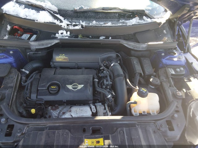 2016 MINI COUNTRYMAN WMWZC5C56GWP49344 Photo 9