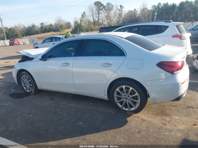 Mercedes-Benz A 220 2019 WDD3G4EB0KW026291 Image 14