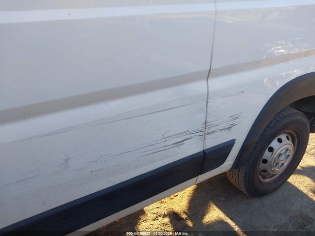 44195532 :رقم المزاد ، 3C6TRVCG5KE525758 vin ، 2019 Ram Promaster 2500 High Roof 136 Wb مزاد بيع