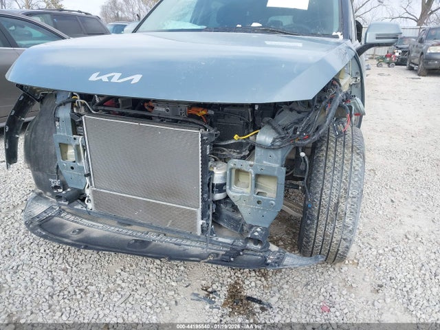 KNDAFFS56R6033660 KIA Ev9 Wind