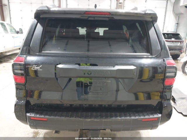 Toyota 4RUNNER SR5 2025 JTEVA5BR1S5056610 Image 17