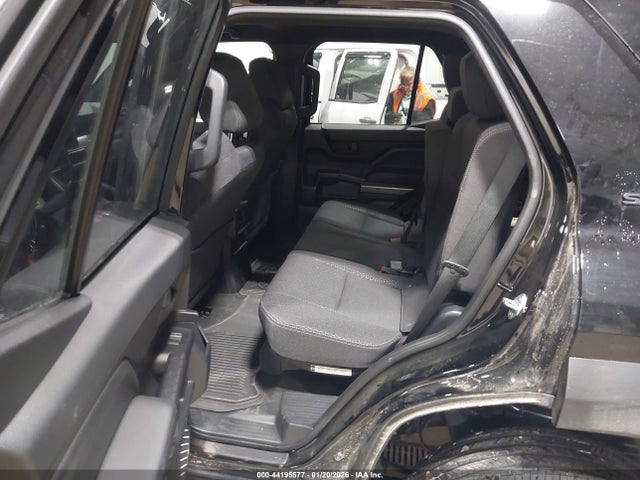 Toyota 4RUNNER SR5 2025 JTEVA5BR1S5056610 Image 8