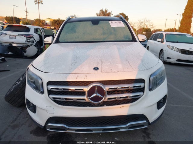 W1N4M4HB8LW040775 Mercedes-Benz Glb 250 4matic