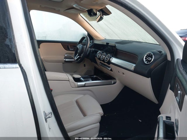 2020 MERCEDES-BENZ GLB 250 W1N4M4HB8LW040775 Photo 4