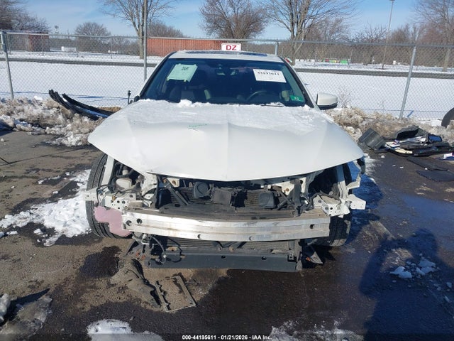 44195611 :رقم المزاد ، 19UUB1F38JA007827 vin ، 2018 Acura Tlx مزاد بيع