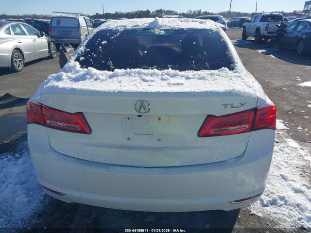 44195611 :رقم المزاد ، 19UUB1F38JA007827 vin ، 2018 Acura Tlx مزاد بيع