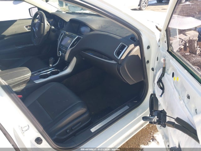 44195611 :رقم المزاد ، 19UUB1F38JA007827 vin ، 2018 Acura Tlx مزاد بيع