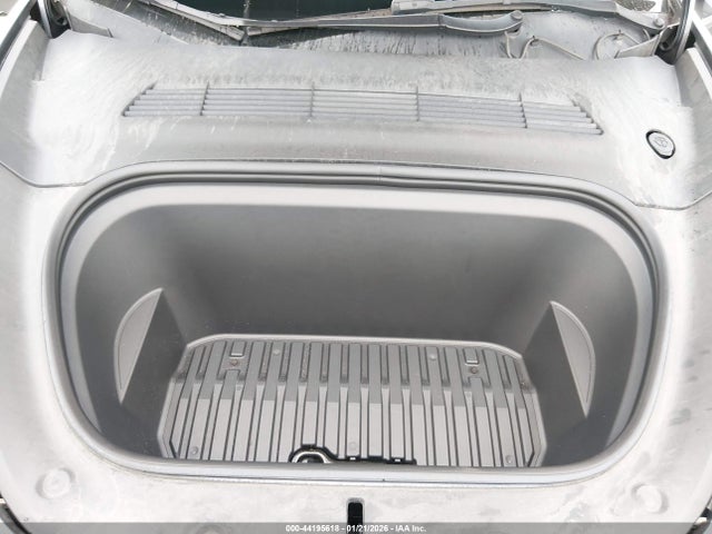 Продажа на аукционе авто 2022 Tesla Model Y Long Range Dual Motor All-wheel Drive, vin: 7SAYGDEE1NF558865, номер лота: 44195618