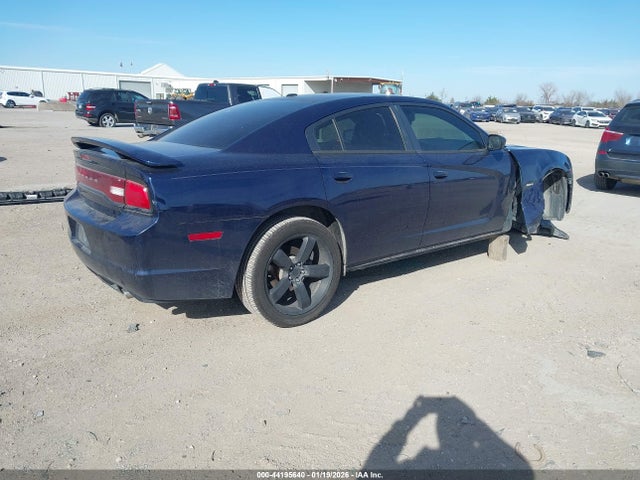 2013 Dodge Charger R/t მანქანა იყიდება აუქციონზე, vin: 2C3CDXCT9DH680146, აუქციონის ნომერი: 44195640