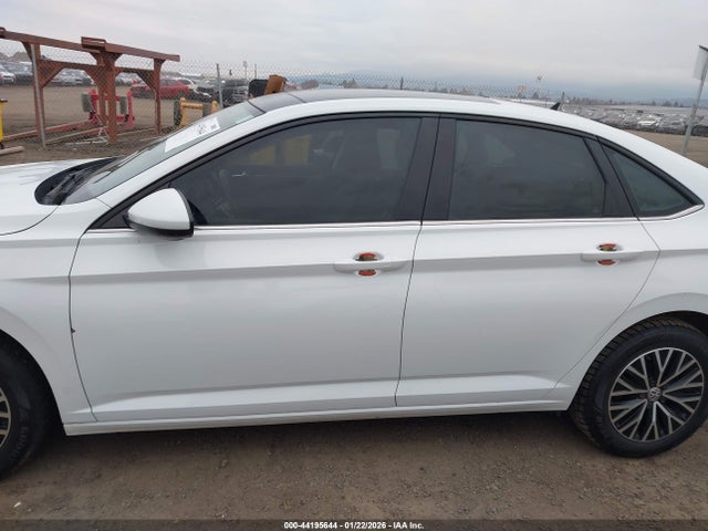 44195644 :رقم المزاد ، 3VWC57BU8MM080221 vin ، 2021 Volkswagen Jetta 1.4t R-line/1.4t S/1.4t Se مزاد بيع