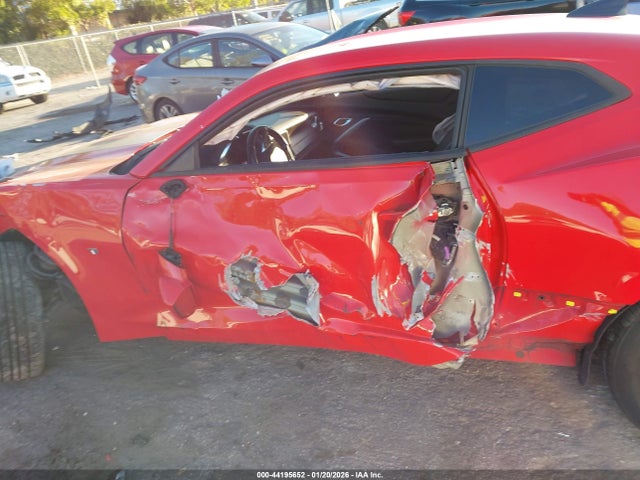 2017 CHEVROLET CAMARO 1G1FD1RX1H0157206 Photo 5