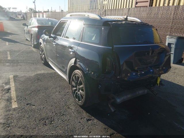 2019 MINI COUNTRYMAN WMZYT3C51K3E96790 Photo 2