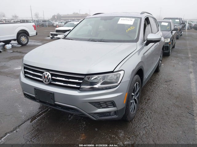 3VV3B7AX1MM072258 Volkswagen Tiguan 2.0t Se/2.0t Se R-line Black/2.0t Sel
