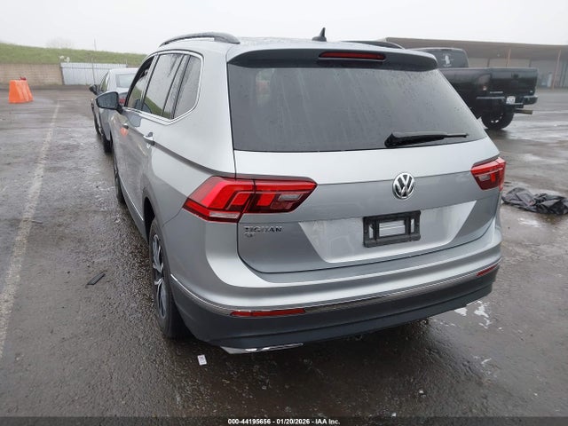 3VV3B7AX1MM072258 Volkswagen Tiguan 2.0t Se/2.0t Se R-line Black/2.0t Sel