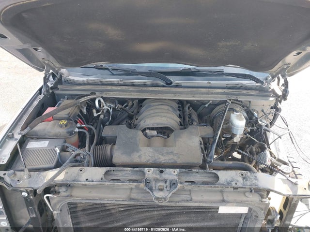 1GNSKBKC9JR394477 Chevrolet Tahoe Lt