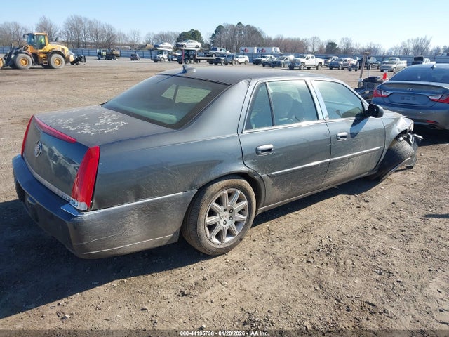 2010 CADILLAC DTS 1G6KH5EY6AU112800 Photo 3