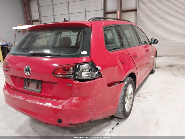 3VWC17AU4FM518197 Volkswagen Golf Sportwagen Tsi S 4-door