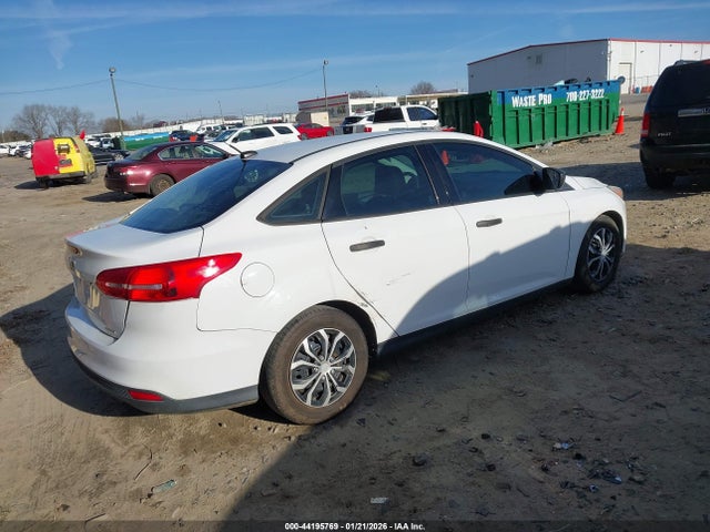 44195769 :رقم المزاد ، 1FADP3E29GL355093 vin ، 2016 Ford Focus S مزاد بيع
