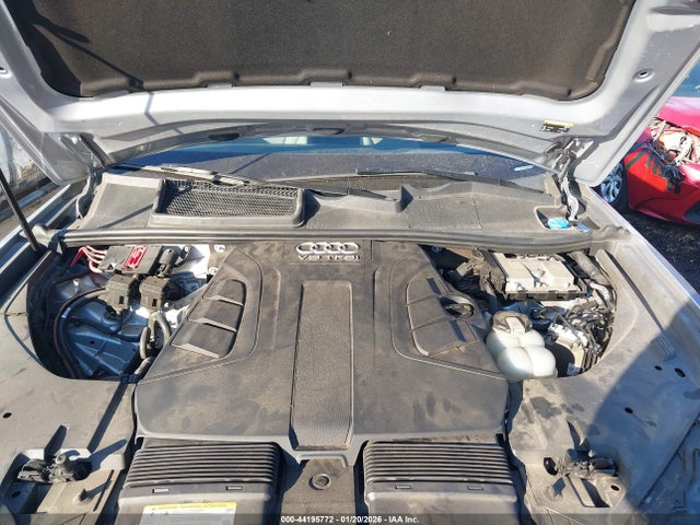 2019 AUDI Q7 WA1VAAF74KD000828 Photo 9
