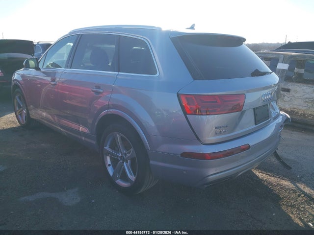 2019 AUDI Q7 WA1VAAF74KD000828 Photo 2