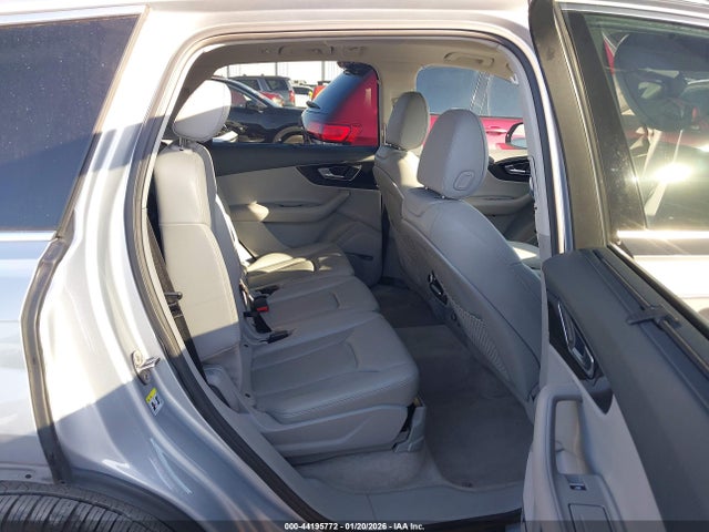 2019 AUDI Q7 WA1VAAF74KD000828 Photo 7