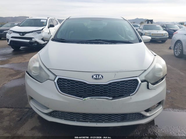KNAFK4A68F5399926 KIA FORTE LX
