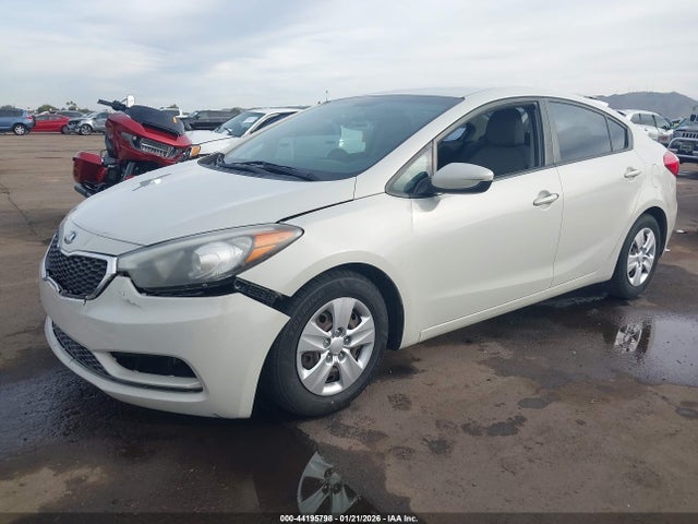 KNAFK4A68F5399926 KIA FORTE LX