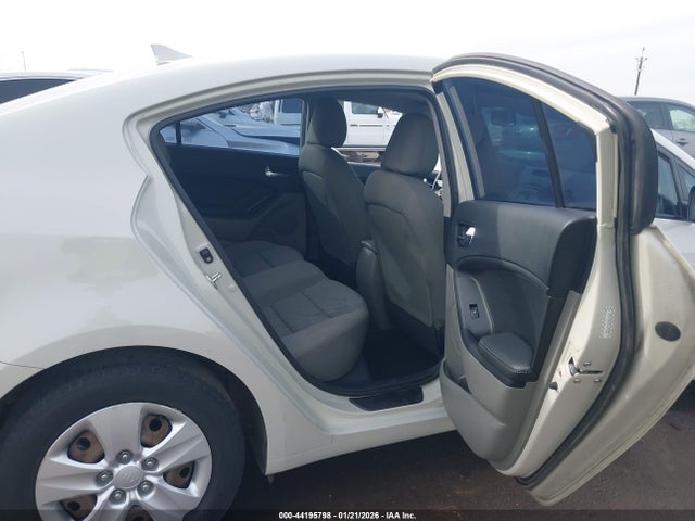 KNAFK4A68F5399926 KIA FORTE LX