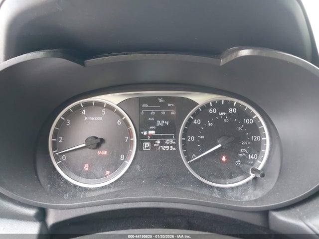3N1CN8DV0RL923553 Nissan Versa 1.6 S