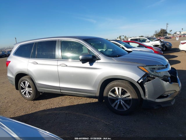 Auction sale of the 2018 Honda Pilot Ex, vin: 5FNYF5H31JB021407, lot number: 44195842