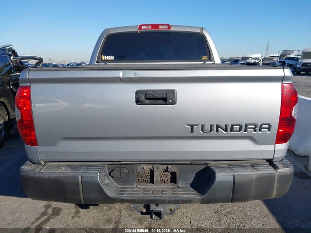 5TFEM5F15FX082699 Toyota Tundra Sr5 4.6l V8