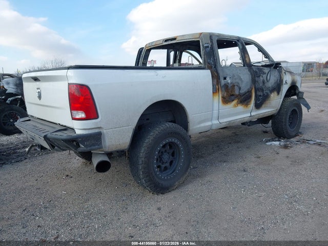 Продаж на аукціоні авто 2017 Ram 2500 Tradesman  4x4 6'4 Box, vin: 3C6UR5CL1HG663392, номер лоту: 44195860