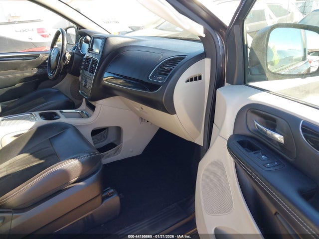 Продажа на аукционе авто 2019 Dodge Grand Caravan Sxt, vin: 2C4RDGCG5KR709271, номер лота: 44195865