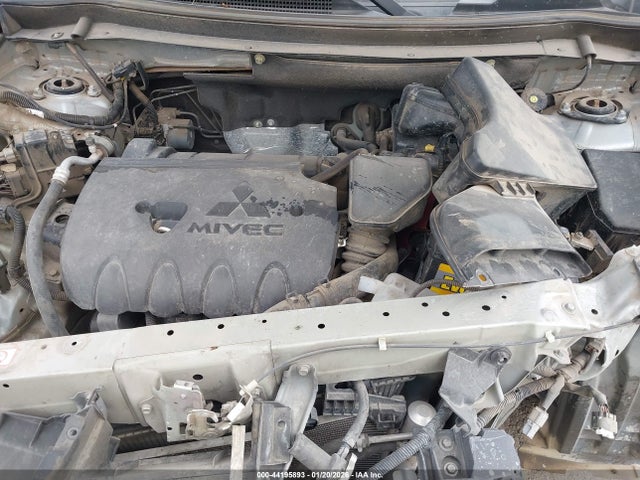 2020 MITSUBISHI OUTLANDER JA4AD3A35LZ005143 Photo 9