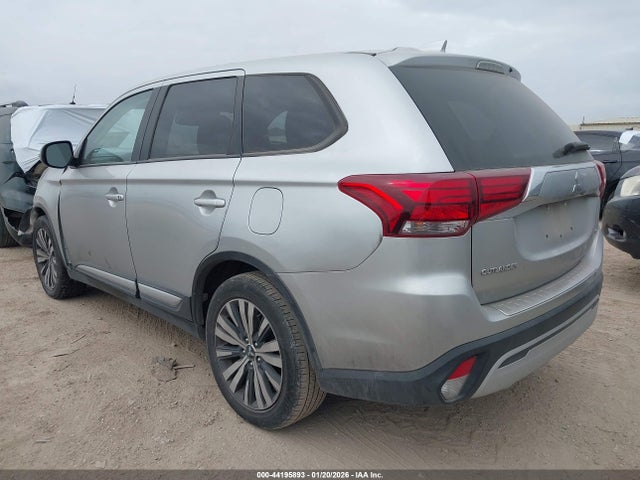2020 MITSUBISHI OUTLANDER JA4AD3A35LZ005143 Photo 2