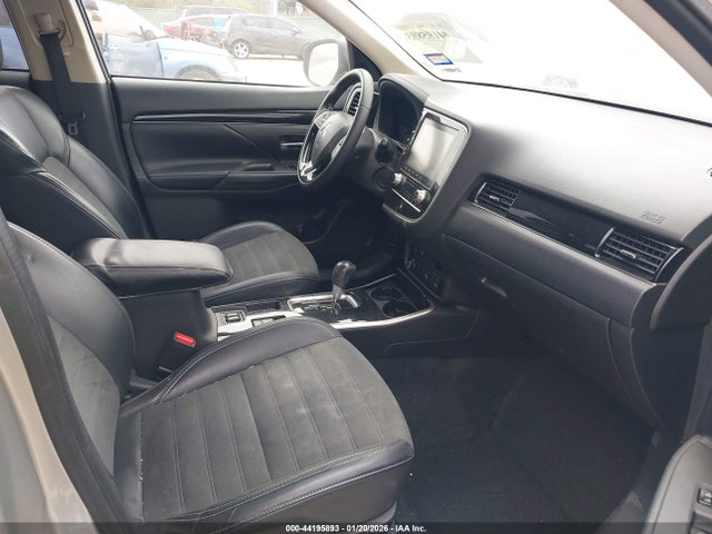 2020 MITSUBISHI OUTLANDER JA4AD3A35LZ005143 Photo 4