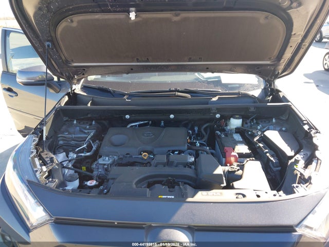 2T3C1RFV0SW403296 Toyota Rav4 Xle Premium