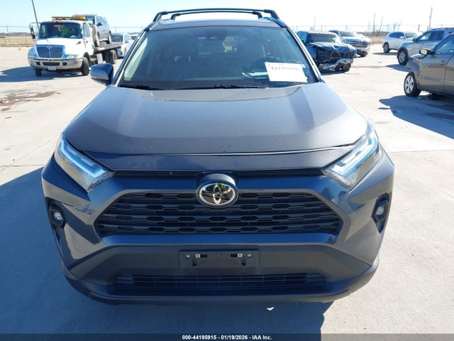 2T3C1RFV0SW403296 Toyota Rav4 Xle Premium