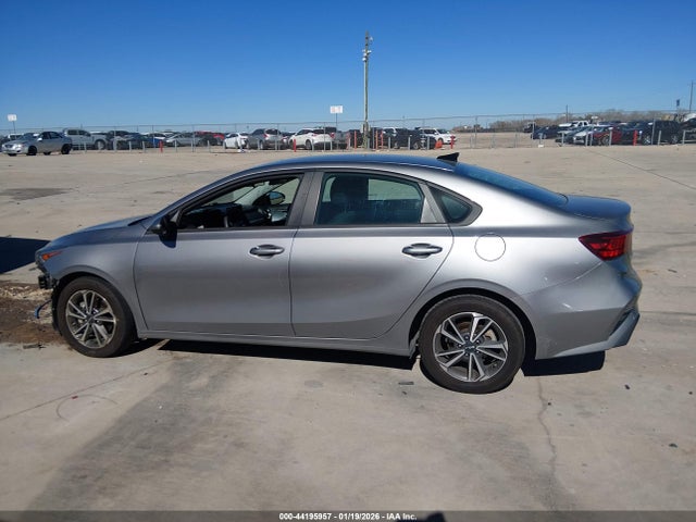KIA Forte Lxs 2023 3KPF24AD3PE528274 Image 14