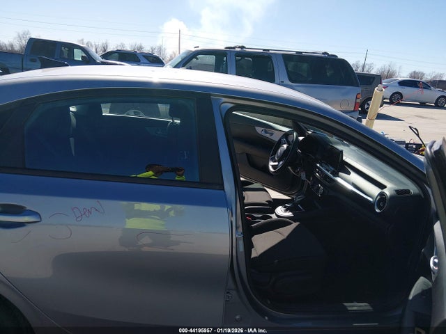KIA Forte Lxs 2023 3KPF24AD3PE528274 Image 5