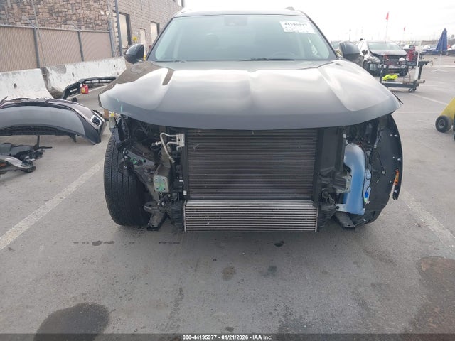 LRBFZPR41PD061874 Buick Envision Essence Awd