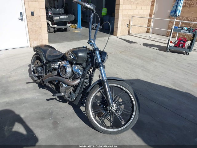 2018 HARLEY-DAVIDSON FXBR 1HD1YEJ17JC019502