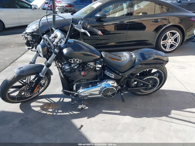 1HD1YEJ17JC019502 Harley-Davidson Fxbr Breakout