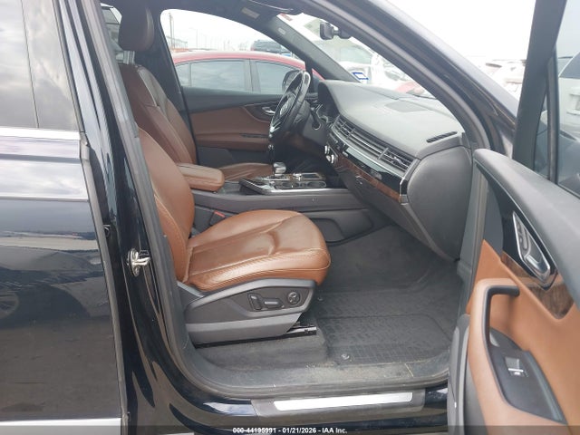 2017 AUDI Q7 WA1VAAF78HD058384 Photo 4