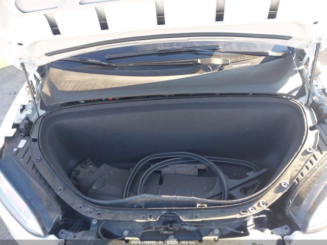 2018 TESLA MODEL X 5YJXCAE23JF135644 Photo 9