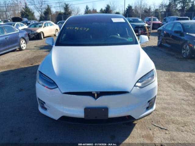 Tesla Model X 100d/75d/p100d 2018 5YJXCAE23JF135644 Image 12