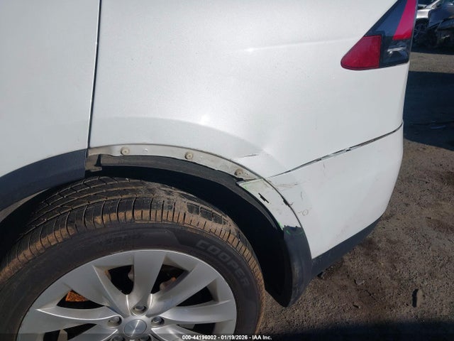 2018 TESLA MODEL X 5YJXCAE23JF135644 Photo 5