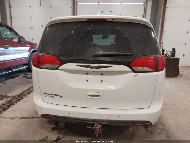 Chrysler Pacifica Touring L Plus 2018 2C4RC1EG9JR204295 Image 16
