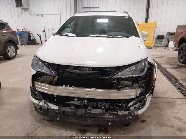 Chrysler Pacifica Touring L Plus 2018 2C4RC1EG9JR204295 Image 6